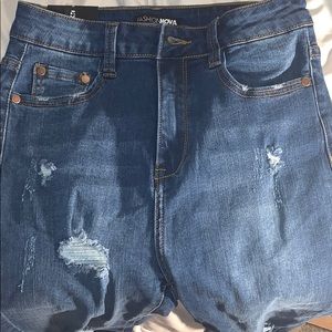 Fashion nova Distressed jeans
